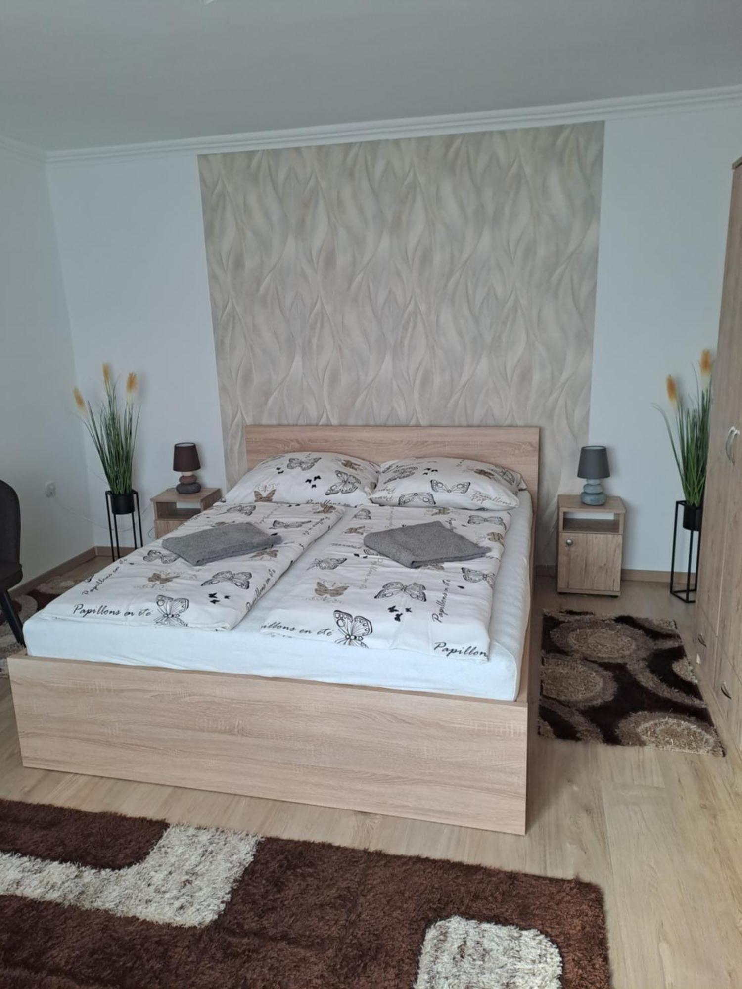 Katarina Apartman Hajdúszoboszló Exterior foto